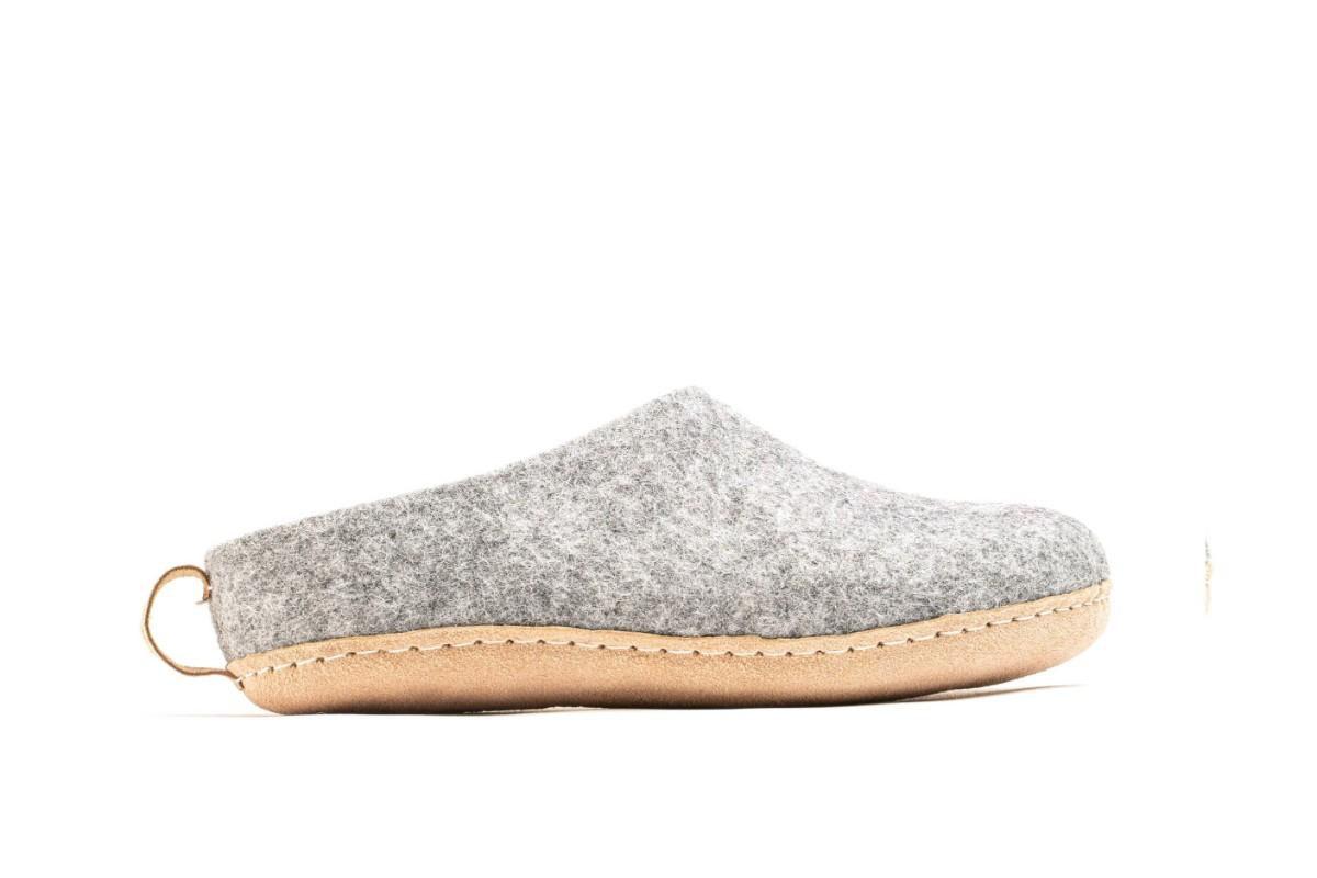 Pantofole Da Interno Con Tacco Aperto e Suola In Cuoio- Grigio Naturale