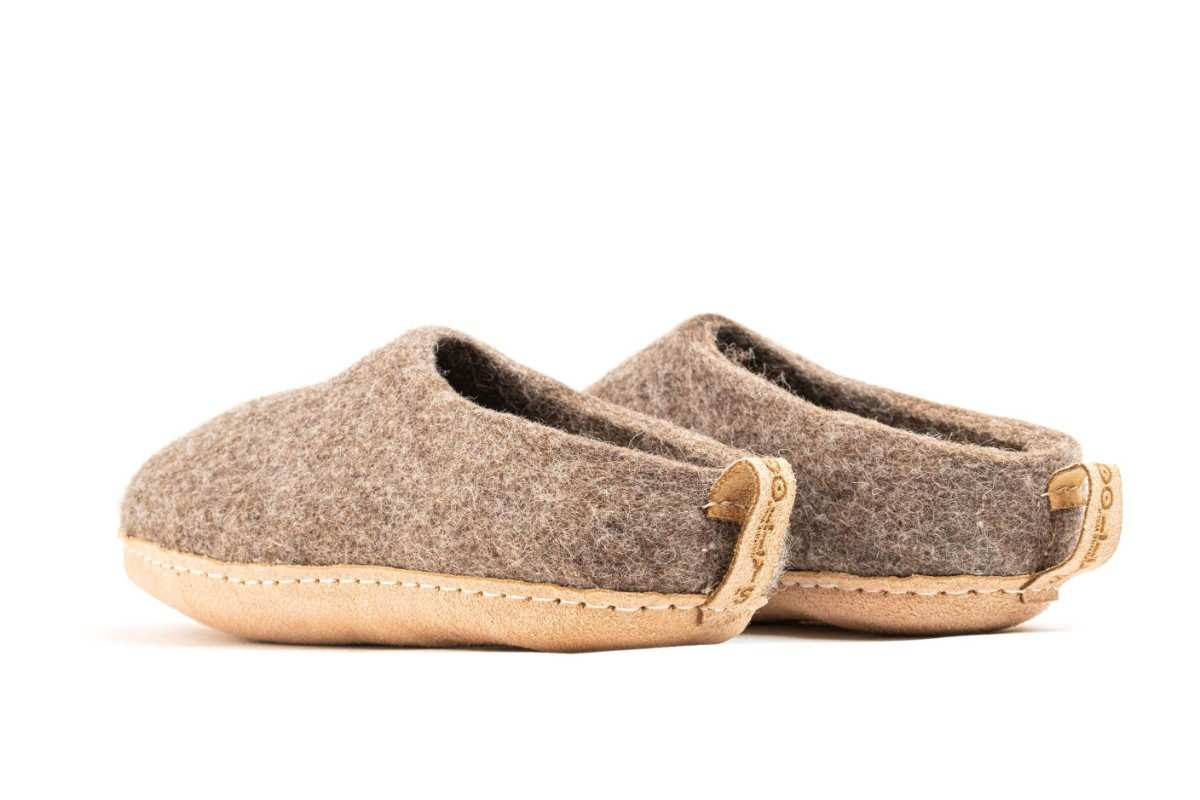 Pantofole Da Interno Con Tacco Aperto e Suola In Cuoio – Marrone Naturale