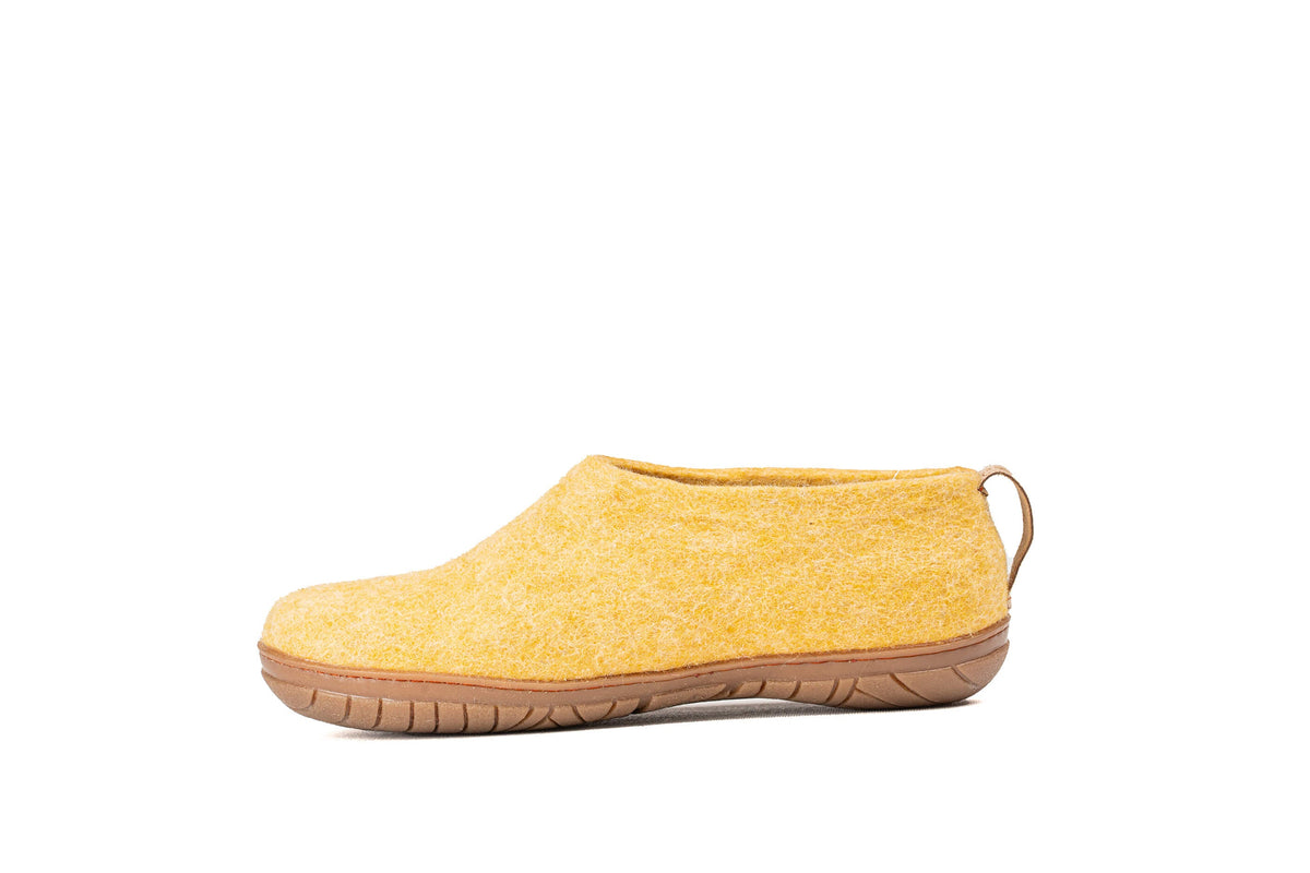 Outdoor Shoes With Rubber Sole - Mustard